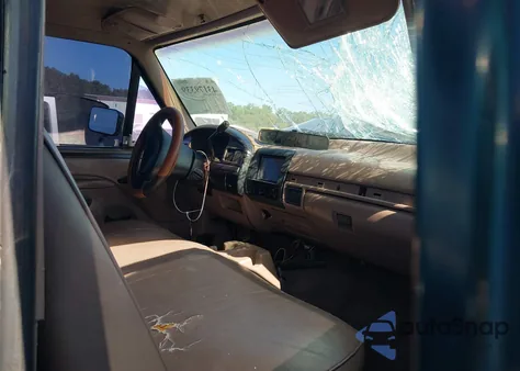 1997 Ford F250 z USA, uszkodzony, nr VIN 1FTHX26F4VEC48185